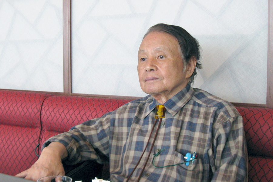 早稲田大学 名誉教授 理学博士 浅井 博